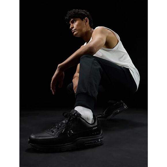 NEW Nike Air Max LTD 3 Black Black Leather Sneakers 687977-020 Men\'s Size 9 main image 4